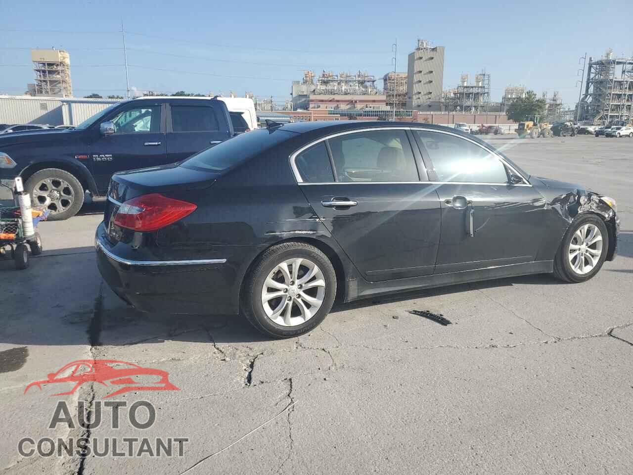 HYUNDAI GENESIS 2013 - KMHGC4DD3DU214520