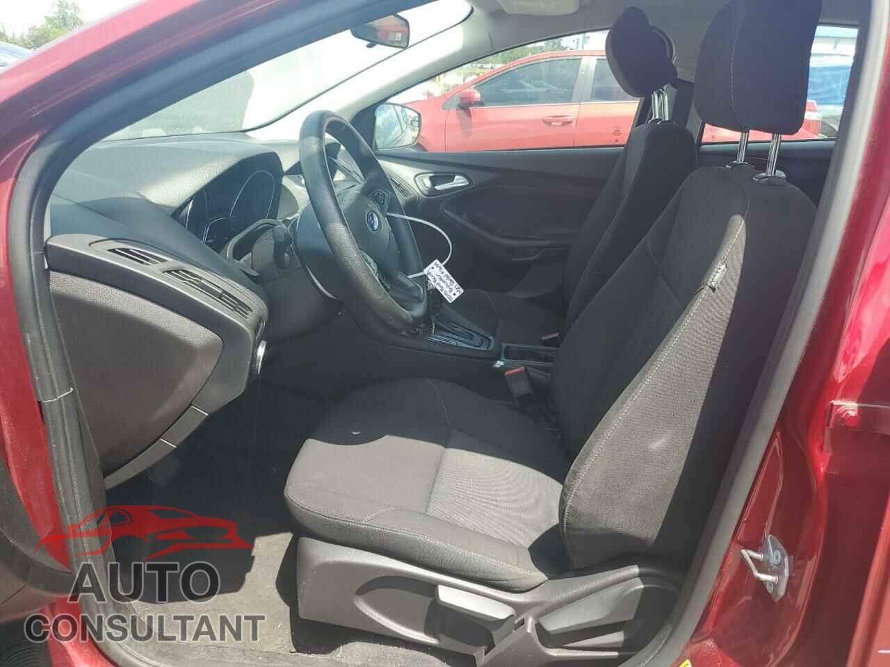 FORD FOCUS 2015 - 1FADP3F20FL251718