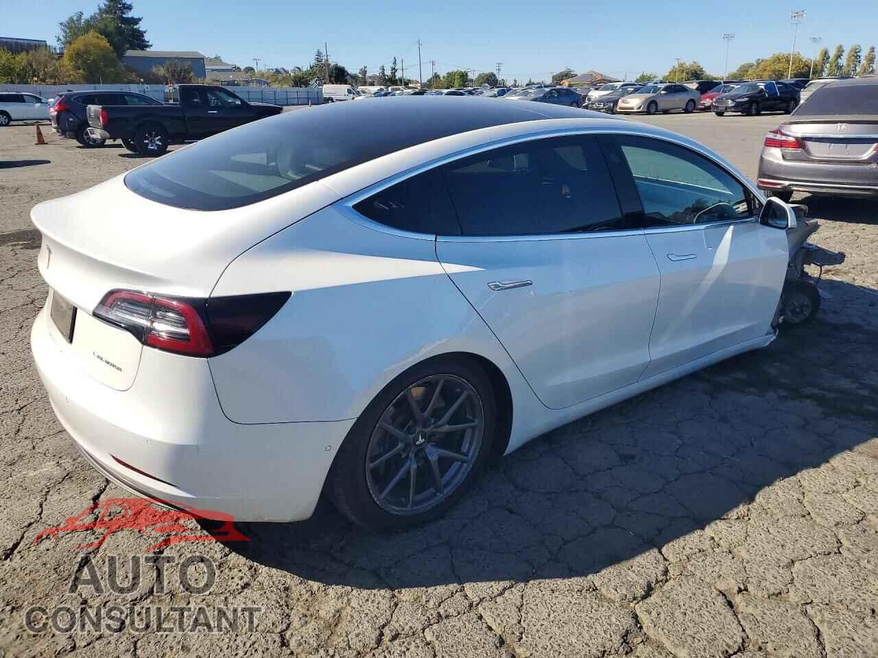 TESLA MODEL 3 2020 - 5YJ3E1EBXLF637580