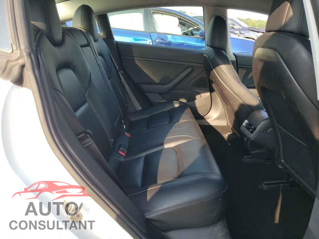 TESLA MODEL 3 2018 - 5YJ3E1EB2JF055082
