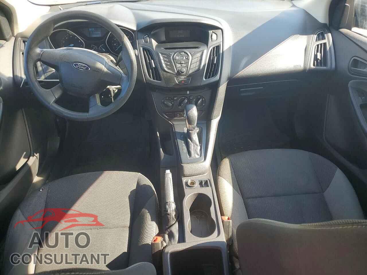 FORD FOCUS 2014 - 1FADP3E26EL272329