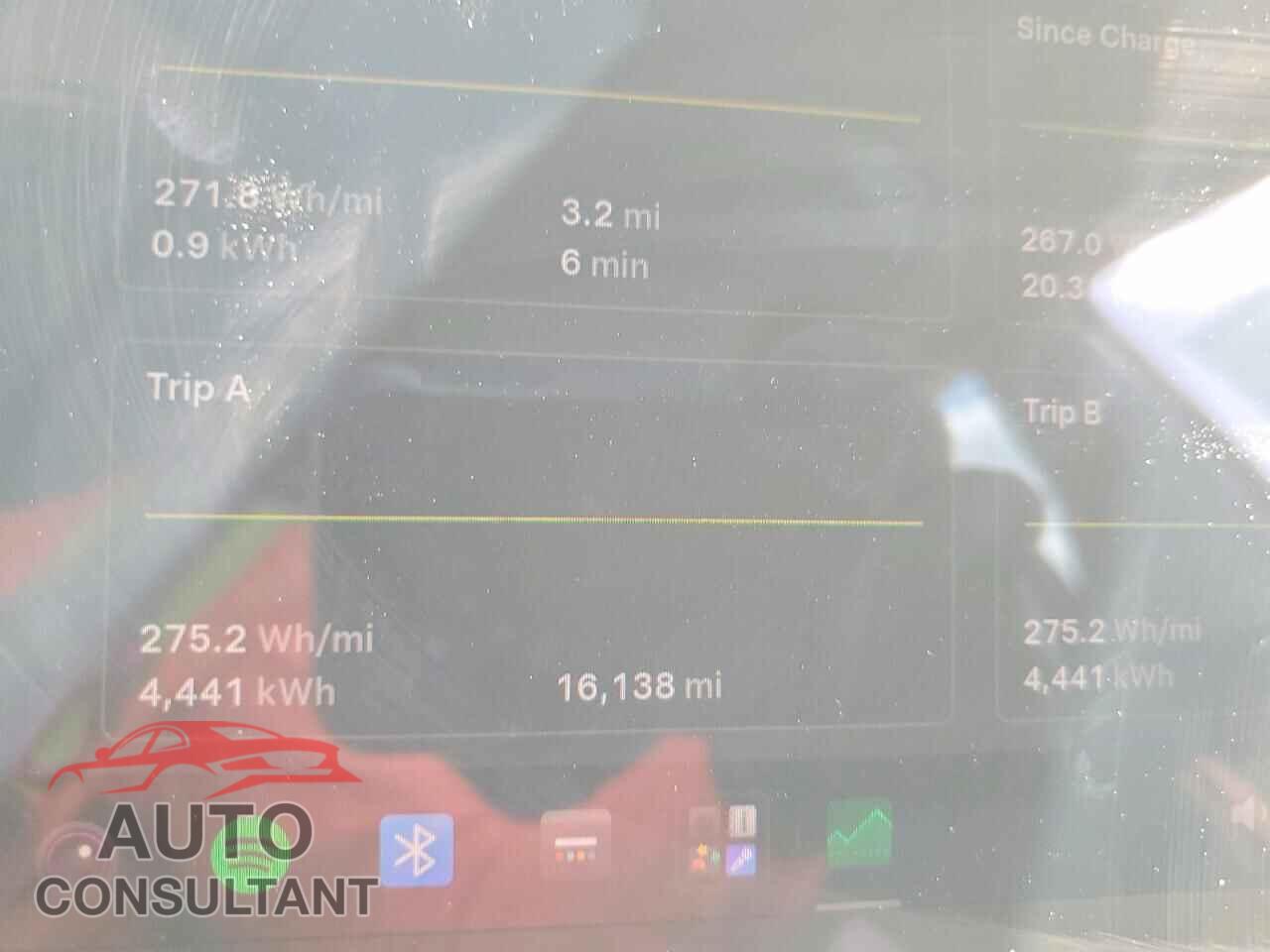 TESLA MODEL 3 2025 - 5YJ3E1EA7SF029389