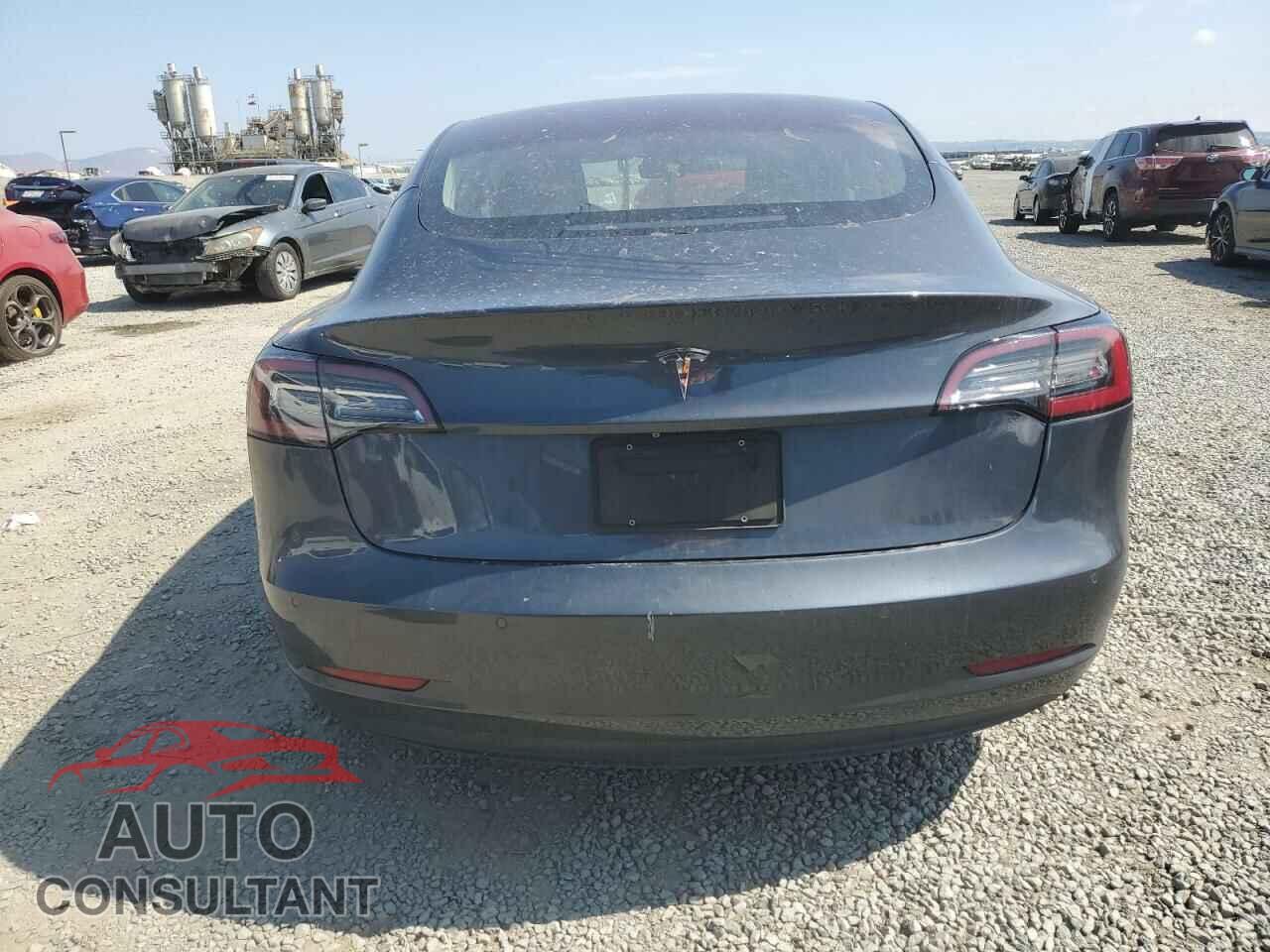 TESLA MODEL 3 2019 - 5YJ3E1EA4KF326765