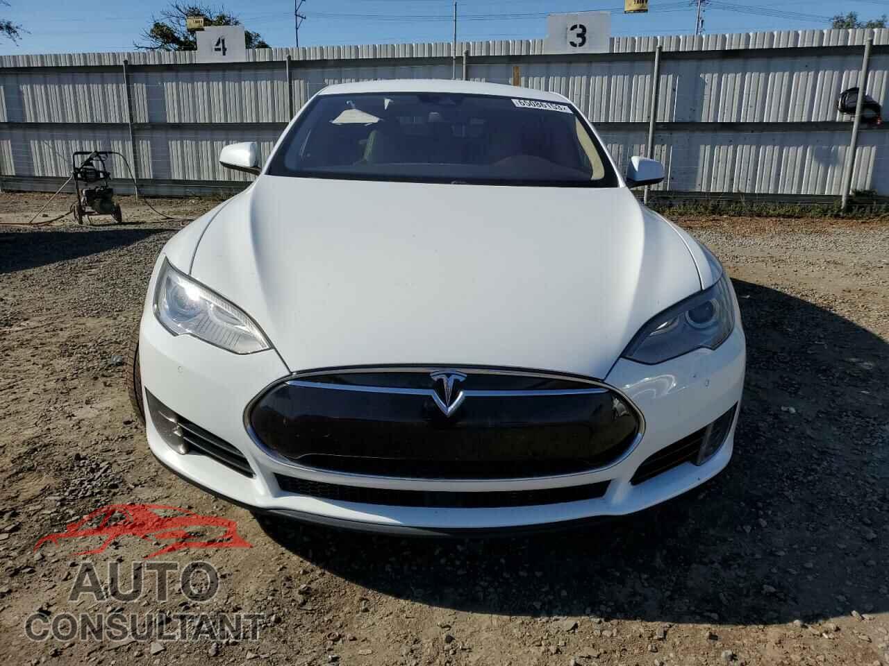 TESLA MODEL S 2016 - 5YJSA1E10GF125167