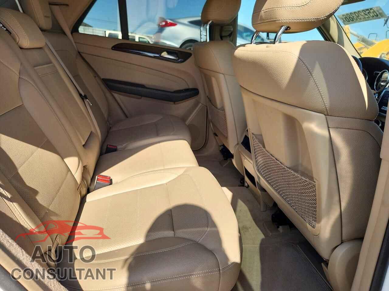 MERCEDES-BENZ M-CLASS 2015 - 4JGDA5JB3FA509686