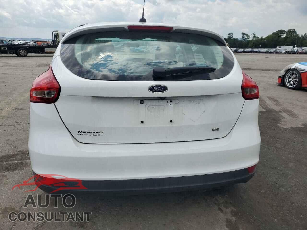 FORD FOCUS 2016 - 1FADP3K25GL304131