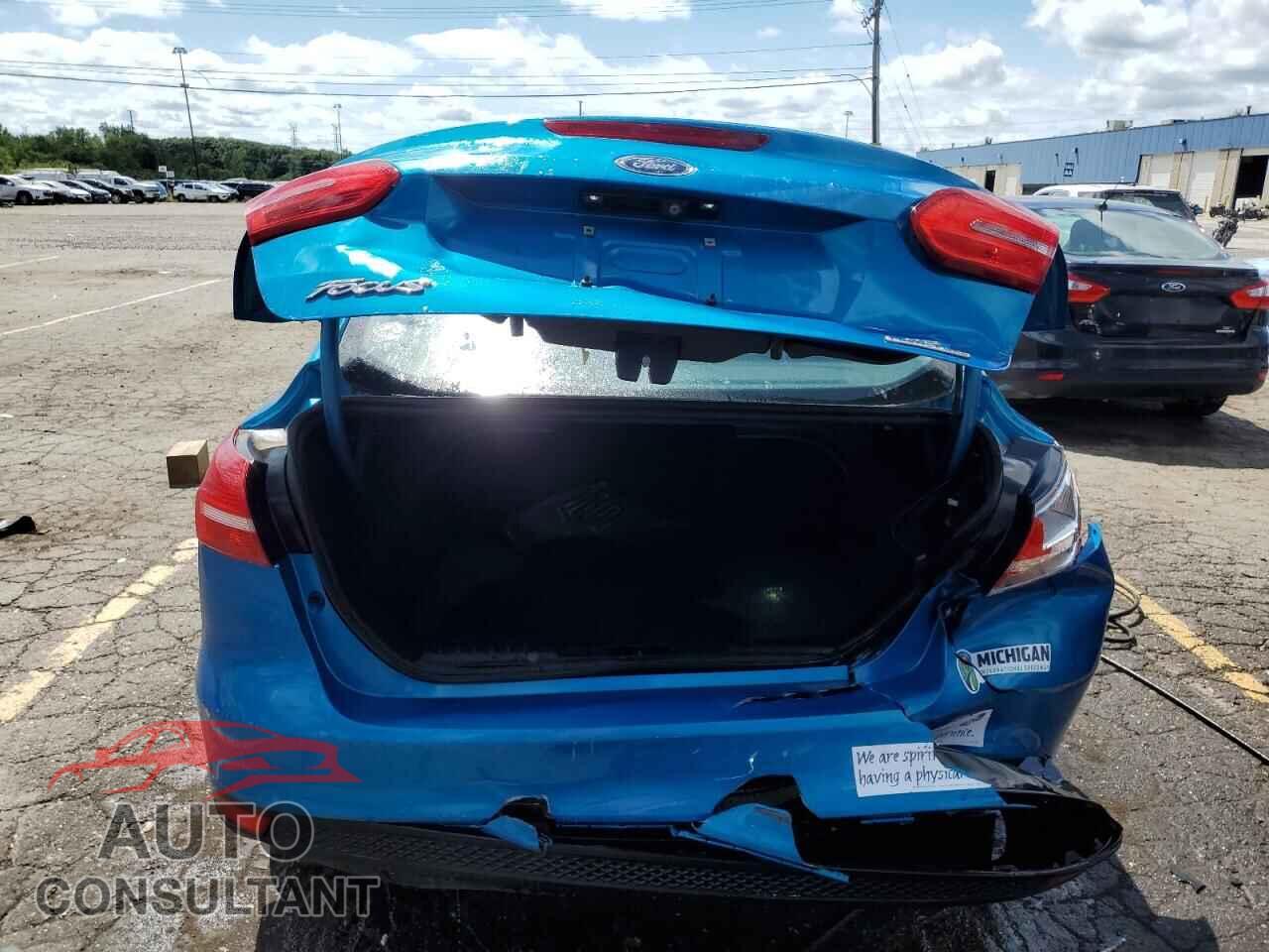 FORD FOCUS 2016 - 1FADP3F22GL359291