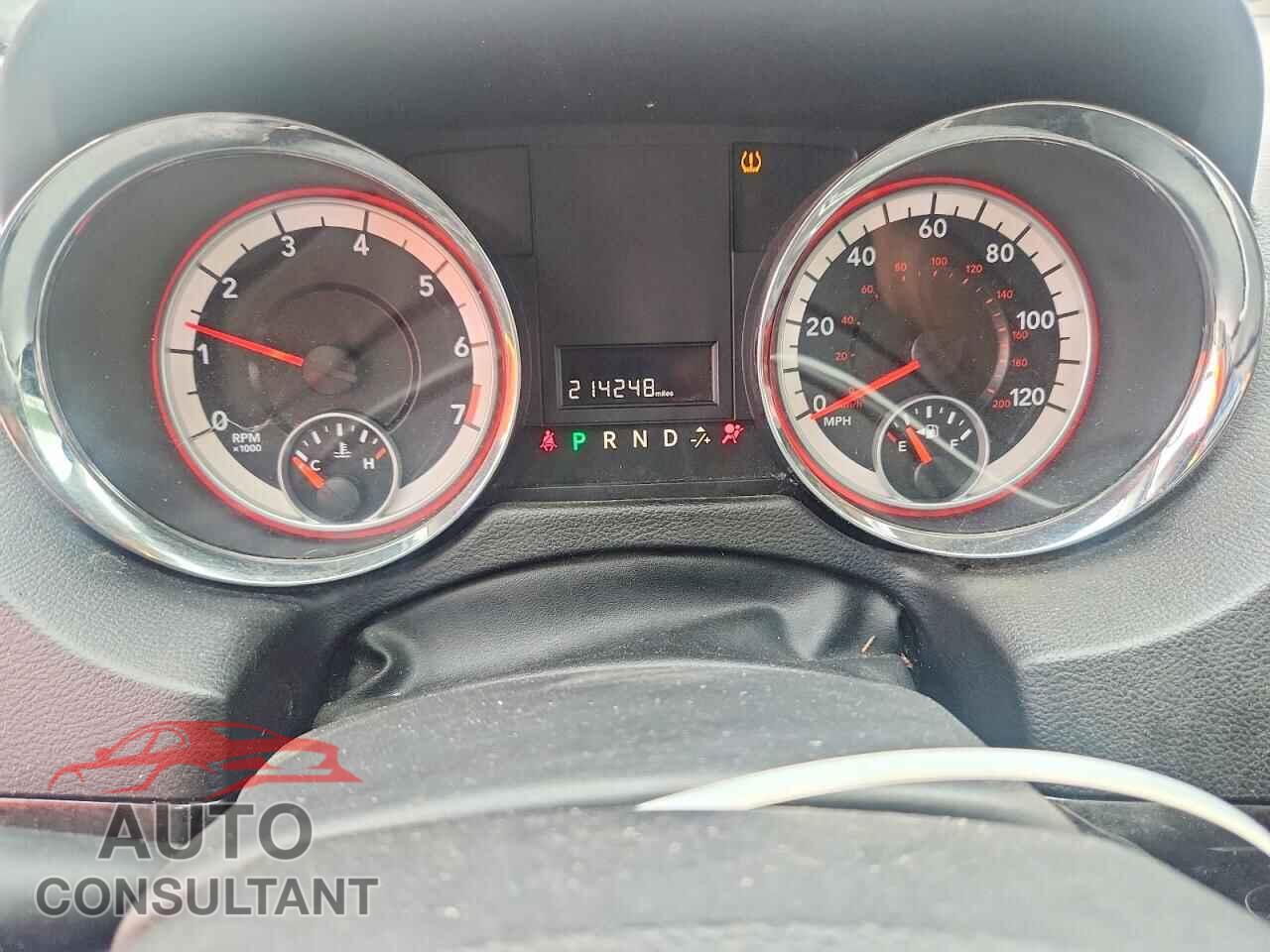 DODGE CARAVAN 2013 - 2C4RDGCG7DR545962