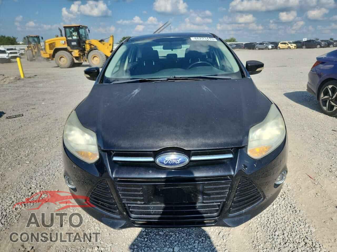 FORD FOCUS 2012 - 1FAHP3M29CL256142
