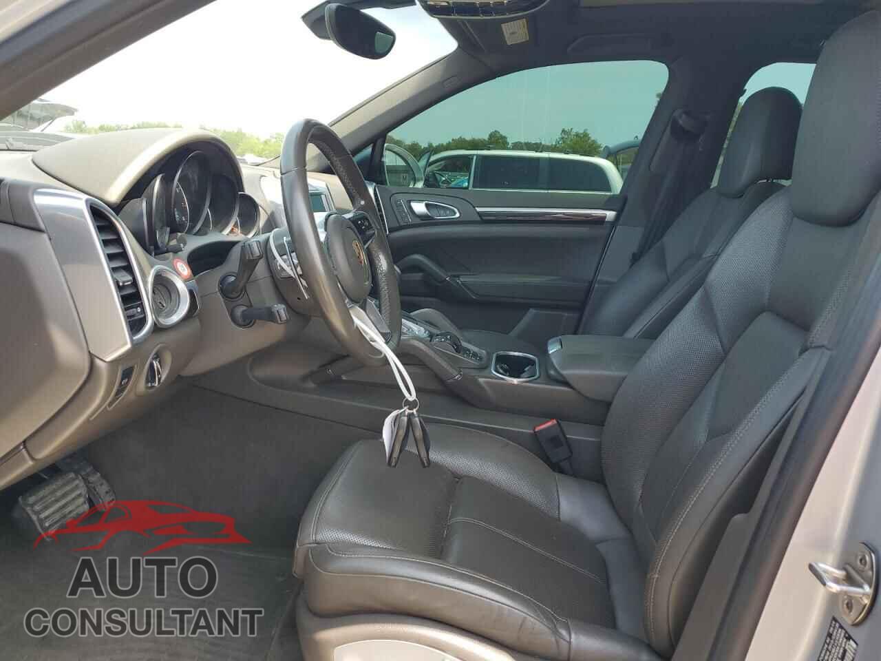 PORSCHE CAYENNE 2017 - WP1AA2A25HKA83517