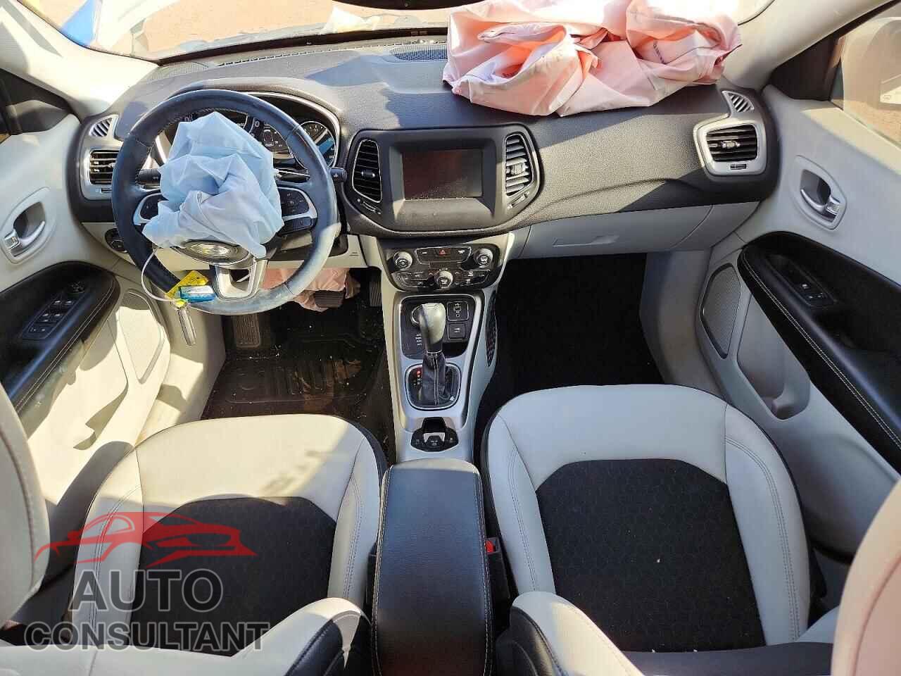 JEEP COMPASS 2017 - 3C4NJDBB3HT651372