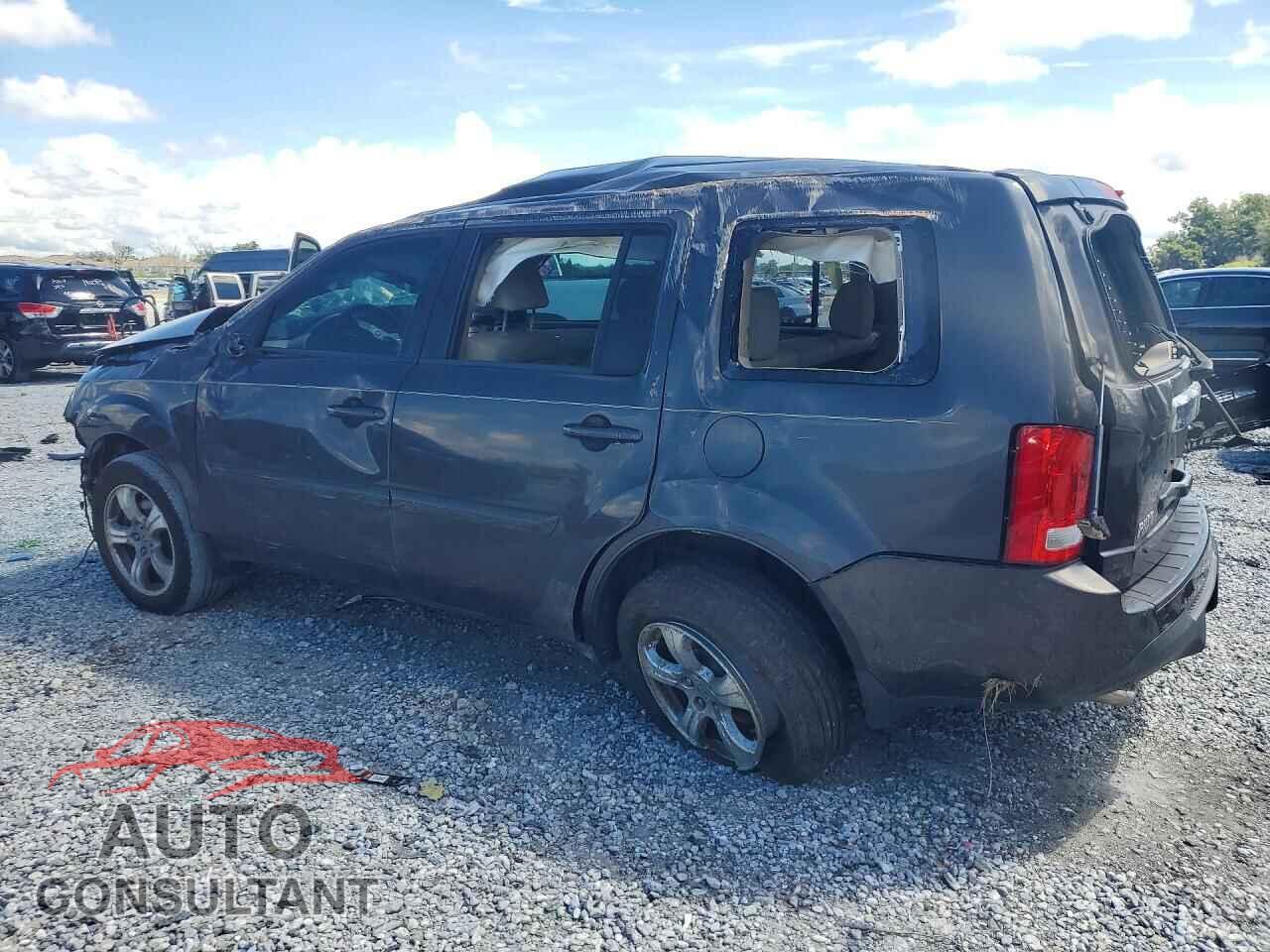 HONDA PILOT 2013 - 5FNYF3H40DB045246