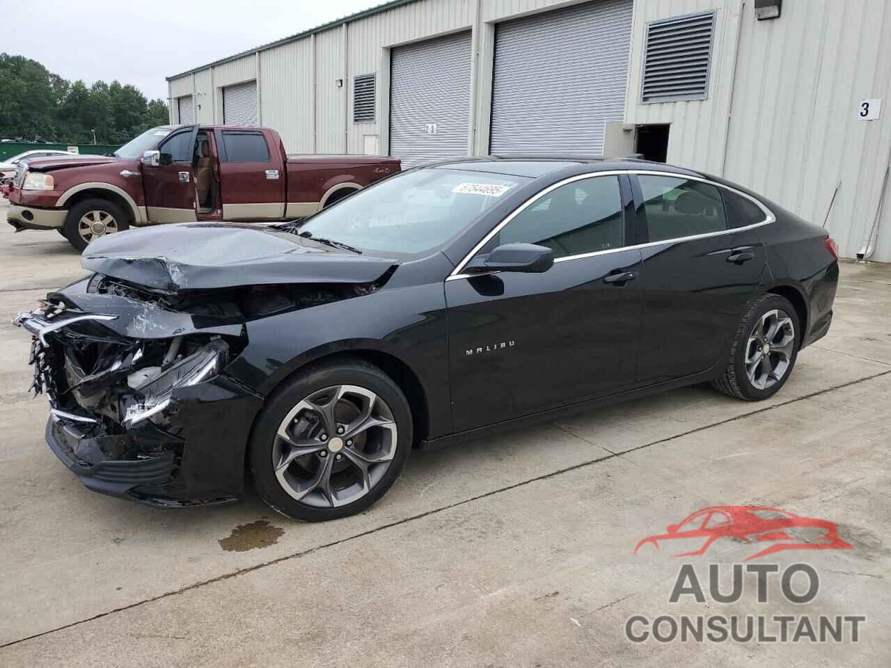 CHEVROLET MALIBU 2021 - 1G1ZD5ST2MF077058