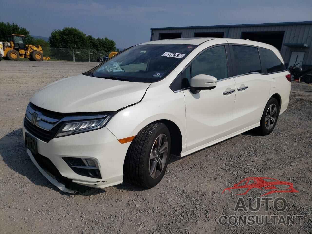 HONDA ODYSSEY 2018 - 5FNRL6H82JB027084