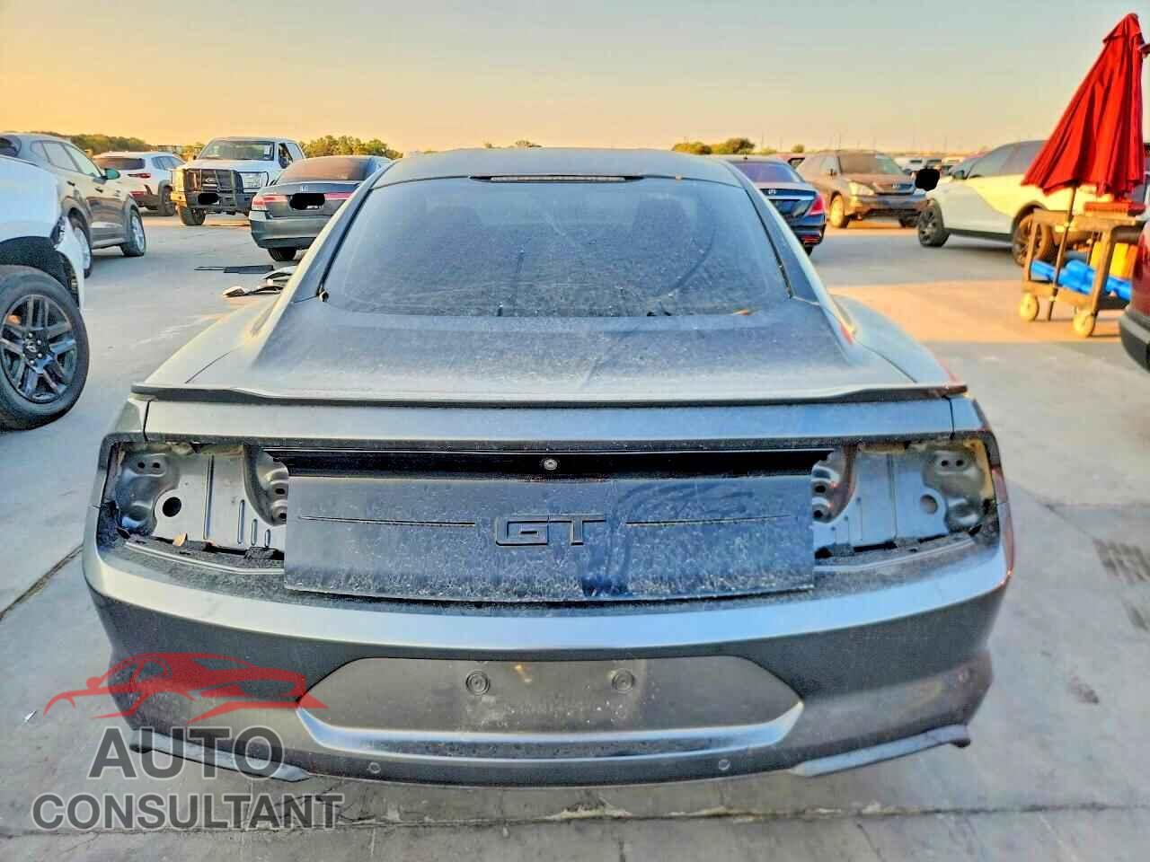 FORD MUSTANG 2018 - 1FA6P8CF3J5165698