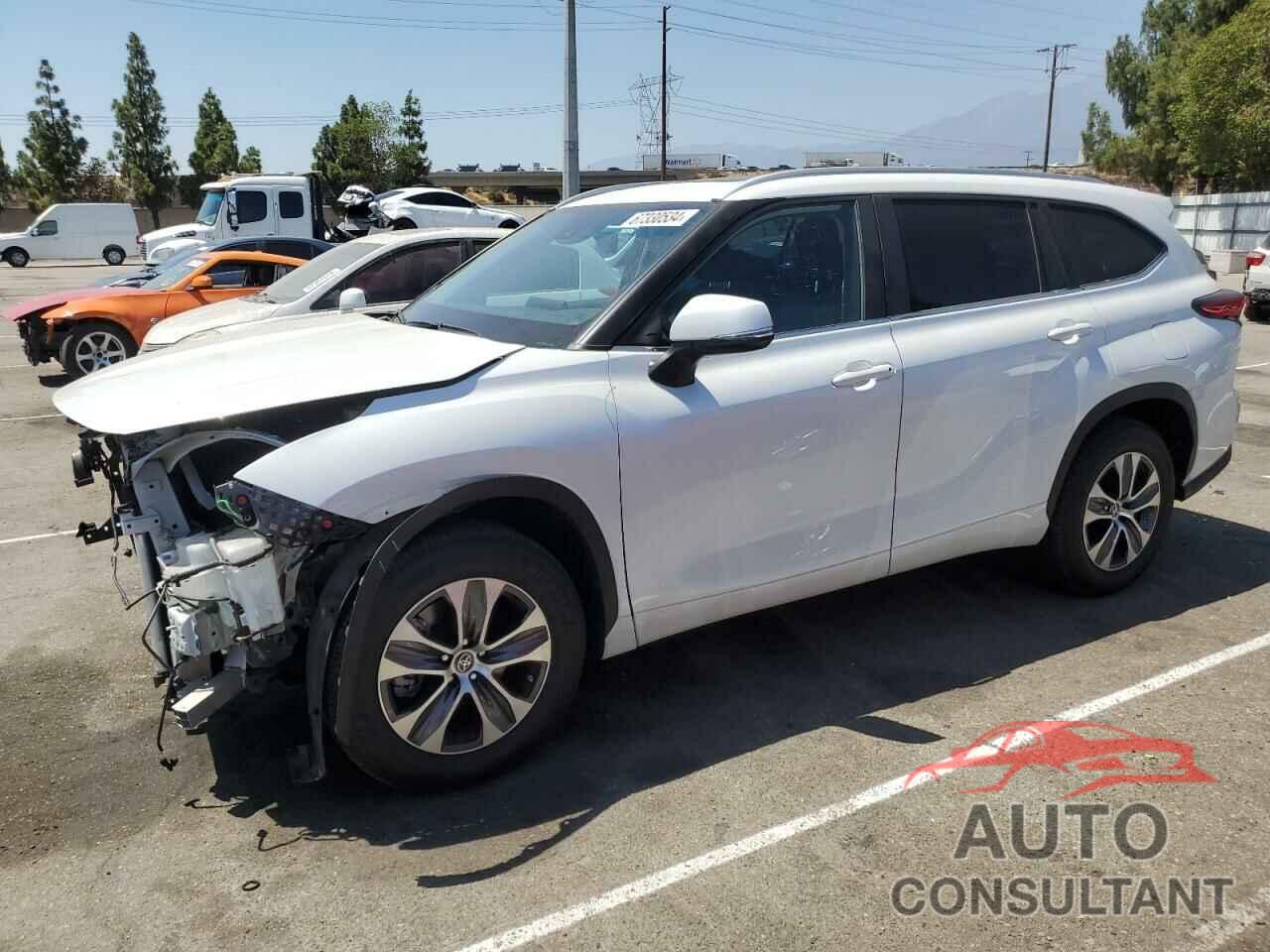 TOYOTA HIGHLANDER 2023 - 5TDKDRAH0PS020701