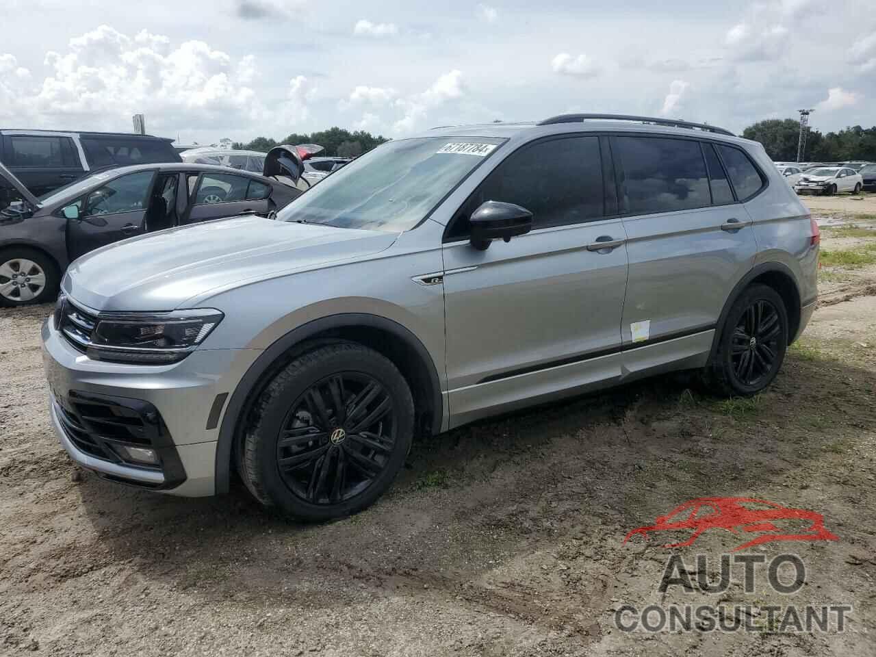 VOLKSWAGEN TIGUAN 2019 - 3VV3B7AX7KM100335