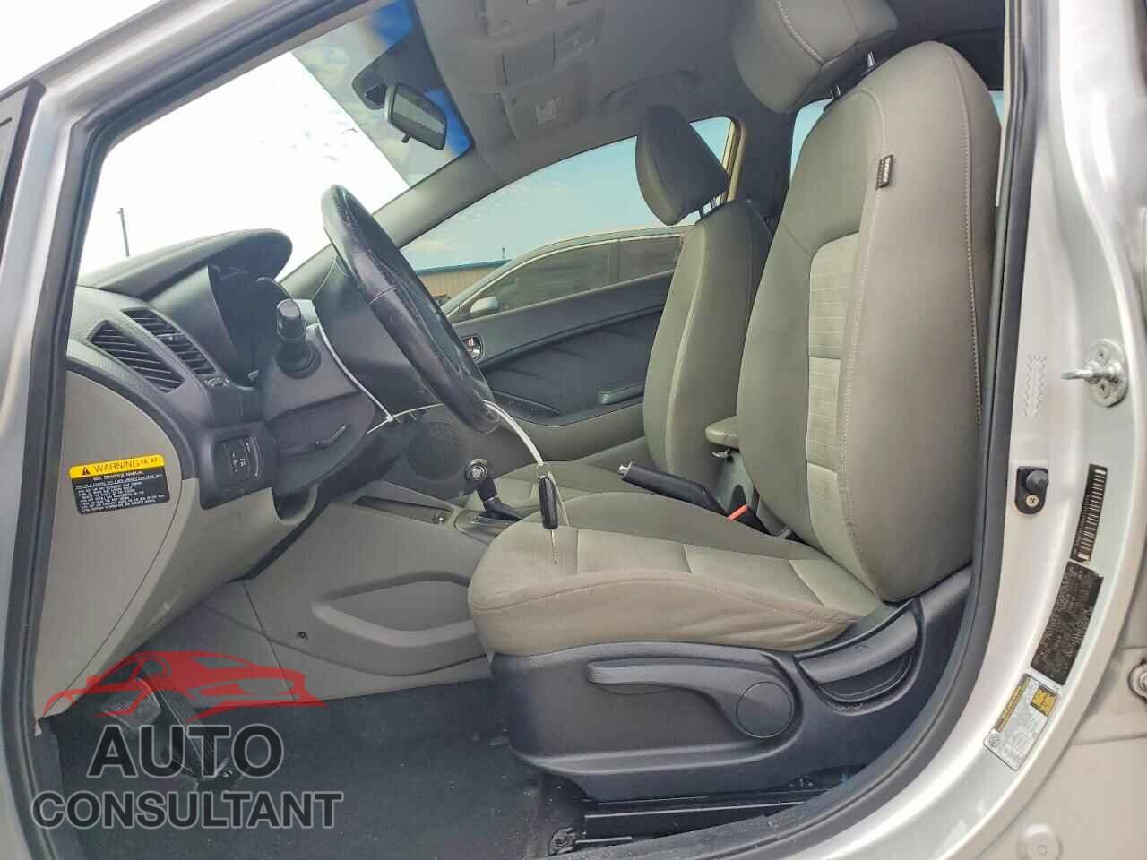 KIA FORTE 2014 - KNAFX4A84E5121574