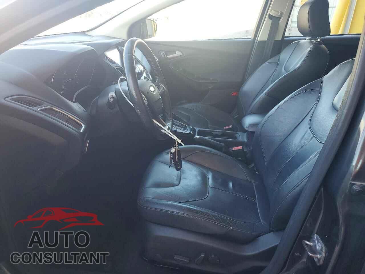 FORD FOCUS 2015 - 1FADP3N29FL380686