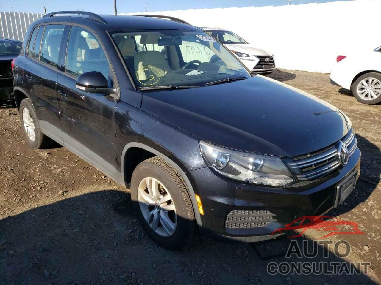 VOLKSWAGEN TIGUAN 2017 - WVGBV7AX7HK028968