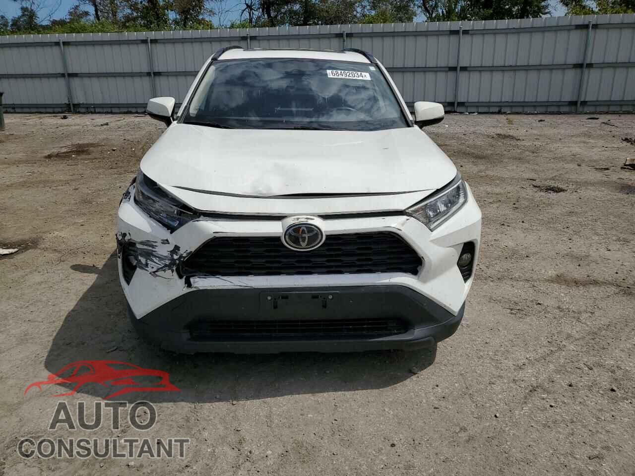 TOYOTA RAV4 2019 - JTMP1RFV7KD028005