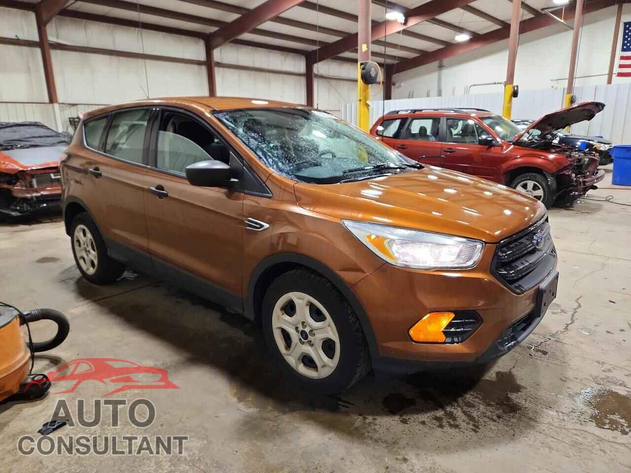 FORD ESCAPE 2017 - 1FMCU0F76HUC42247