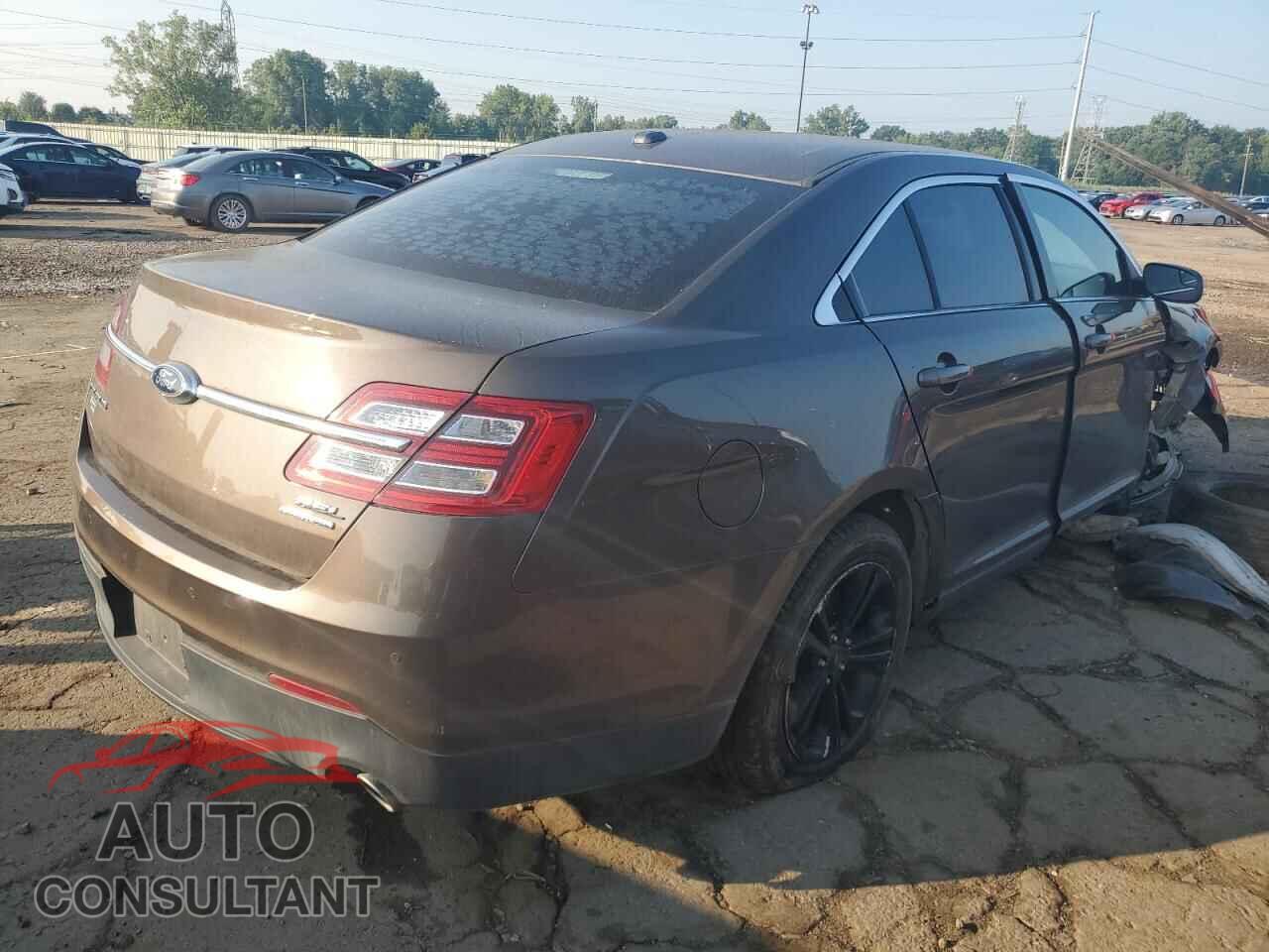 FORD TAURUS 2015 - 1FAHP2E86FG182009
