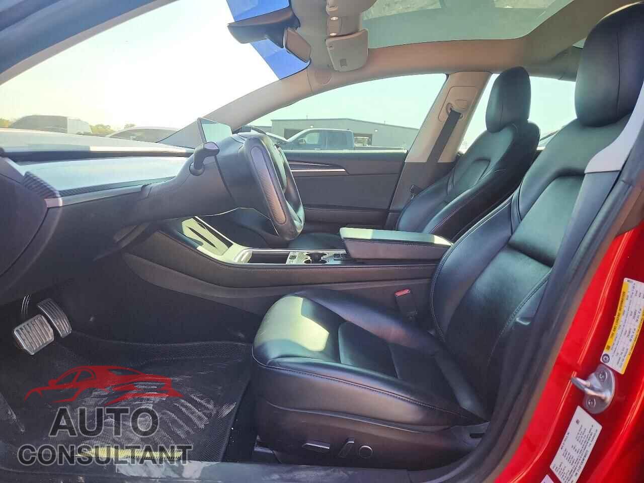 TESLA MODEL 3 2021 - 5YJ3E1EB2MF980370