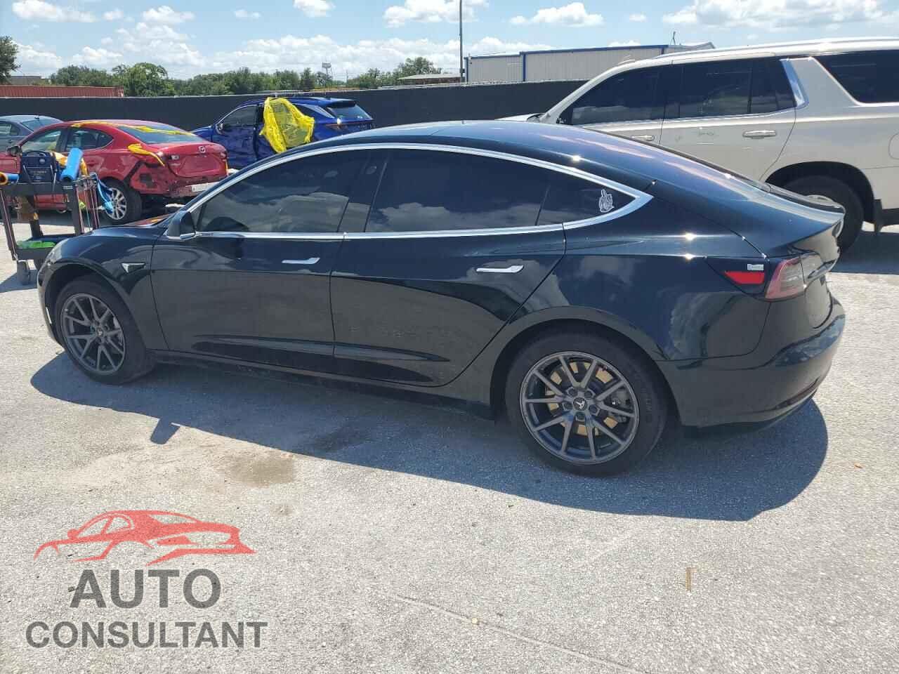 TESLA MODEL 3 2018 - 5YJ3E1EA7JF016057