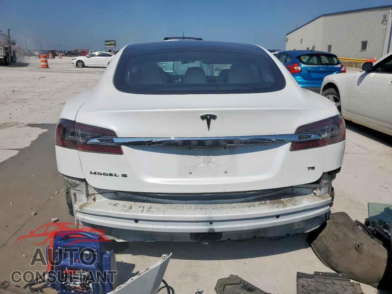 TESLA MODEL S 2017 - 5YJSA1E14HF214869