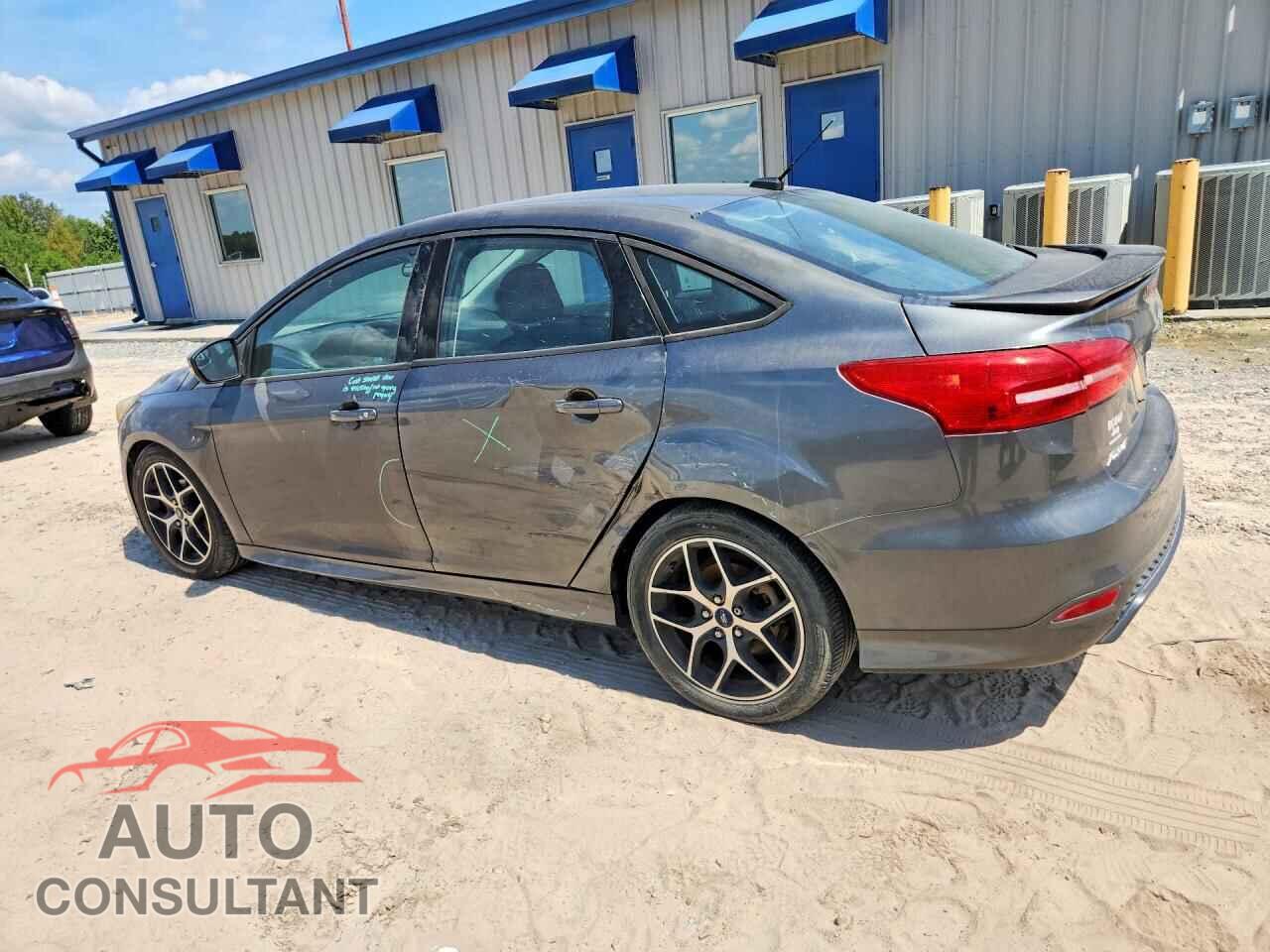 FORD FOCUS 2015 - 1FADP3F22FL345695