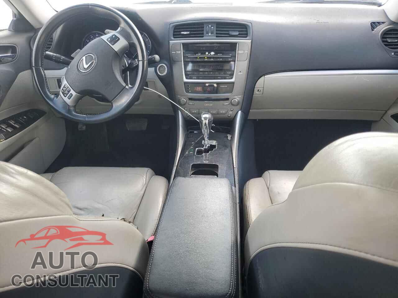LEXUS IS 2012 - JTHBF5C24C5165038