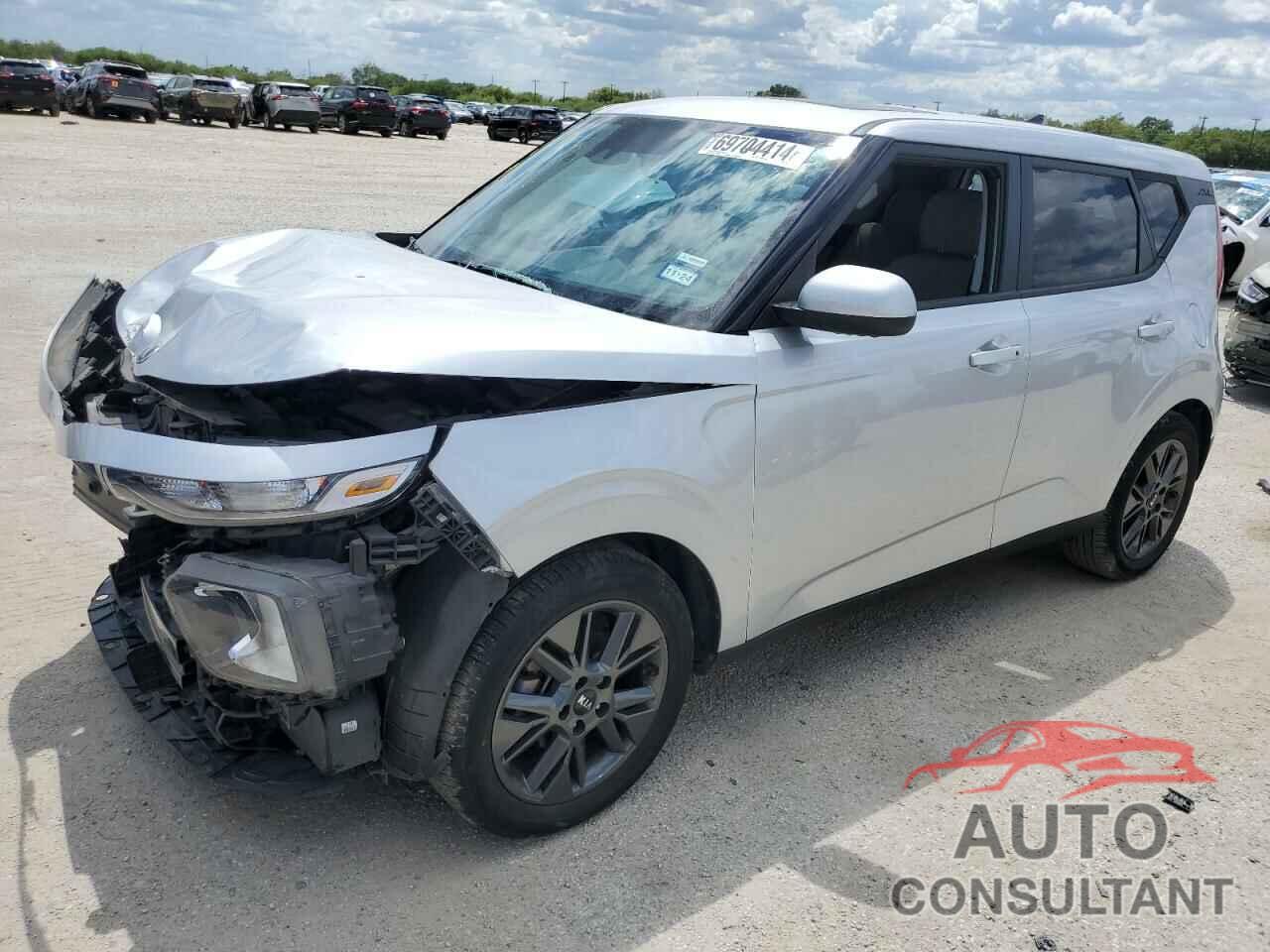 KIA SOUL 2021 - KNDJ33AU5M7739652