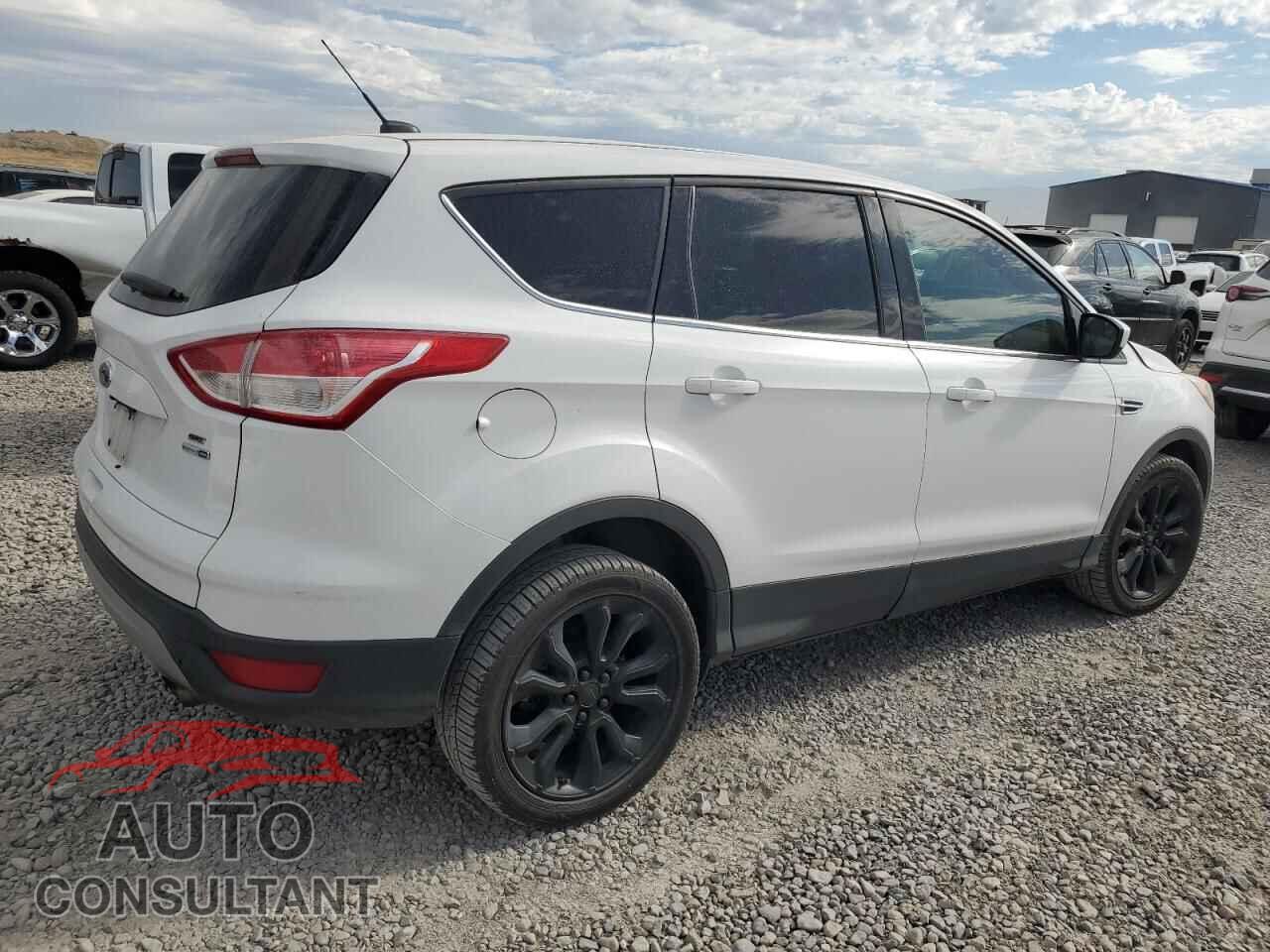 FORD ESCAPE 2013 - 1FMCU9G94DUD55712