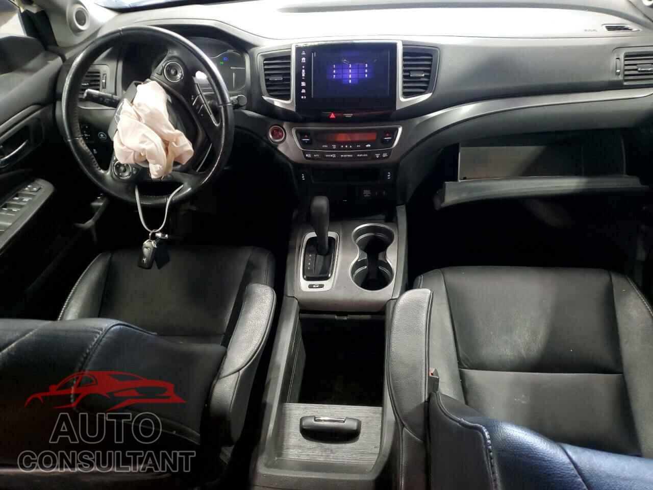 HONDA PILOT 2017 - 5FNYF6H55HB065038