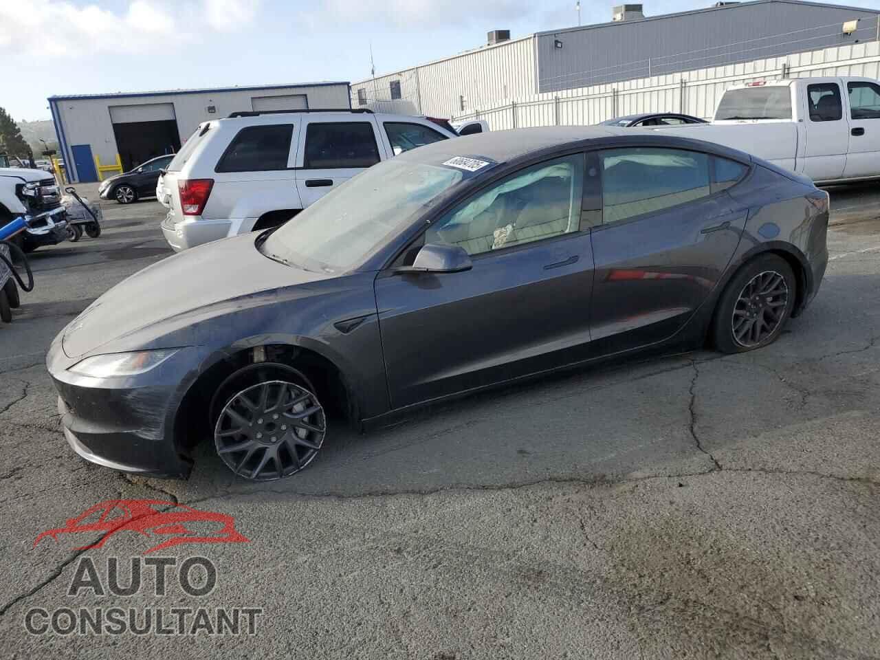 TESLA MODEL 3 2024 - 5YJ3E1EA2RF863029