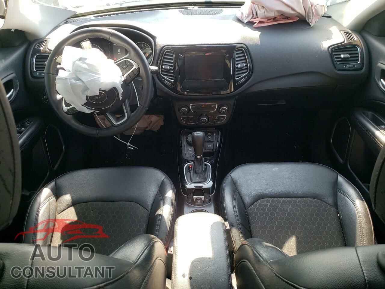 JEEP COMPASS 2019 - 3C4NJDBB4KT601359