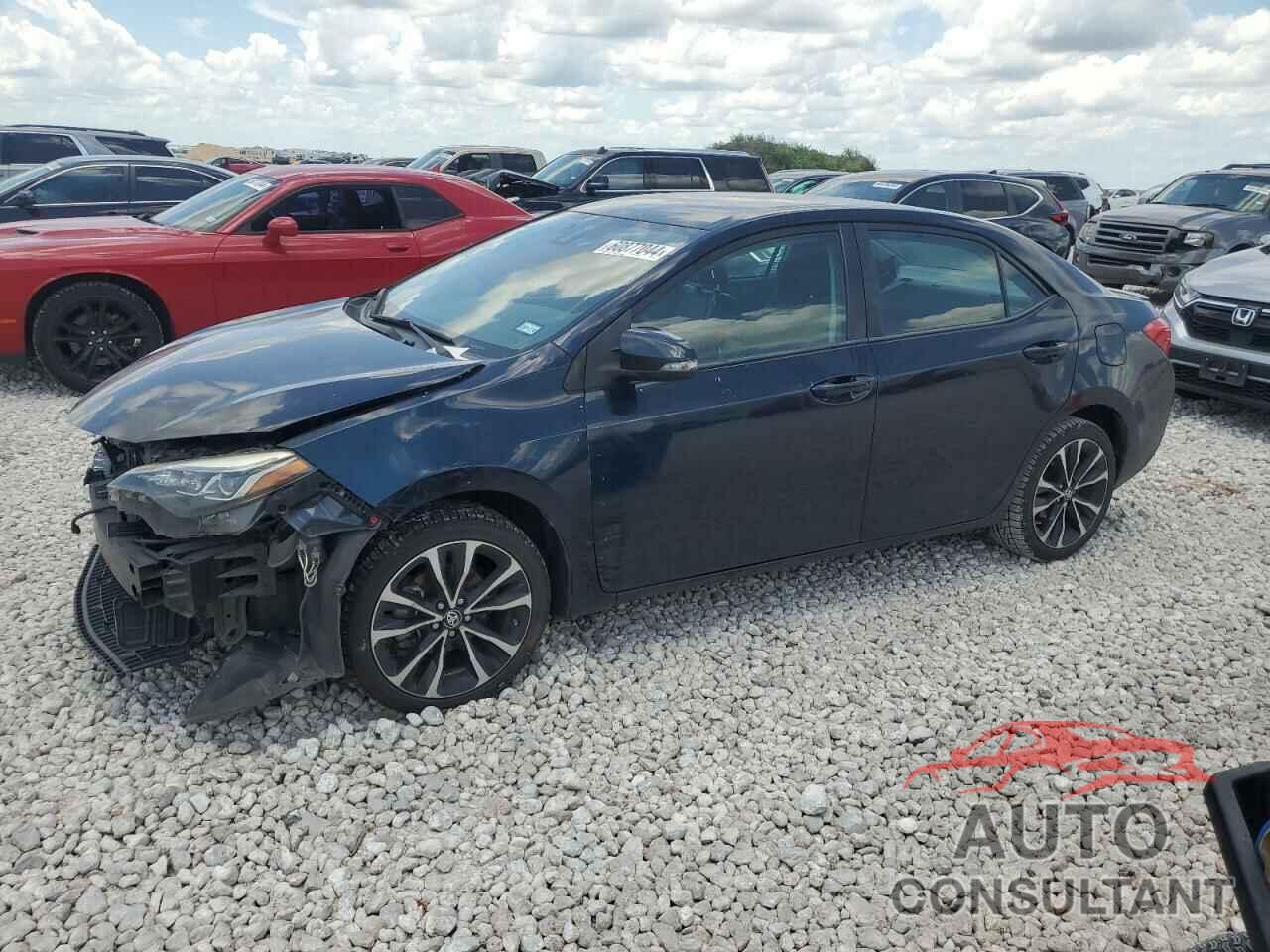 TOYOTA COROLLA 2018 - 5YFBURHE4JP834300
