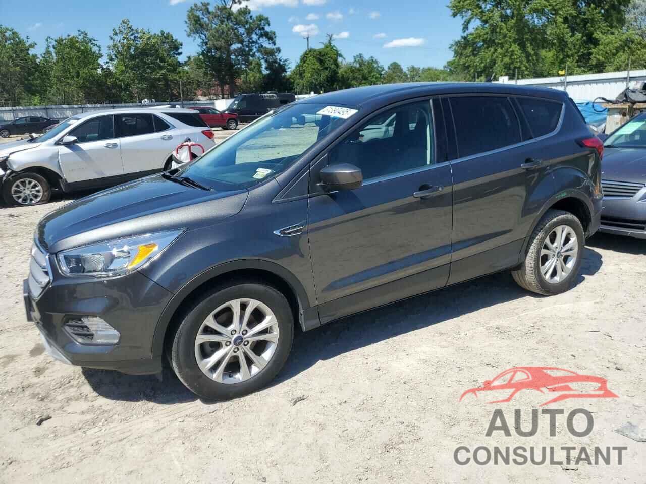 FORD ESCAPE 2019 - 1FMCU0GD5KUA10105