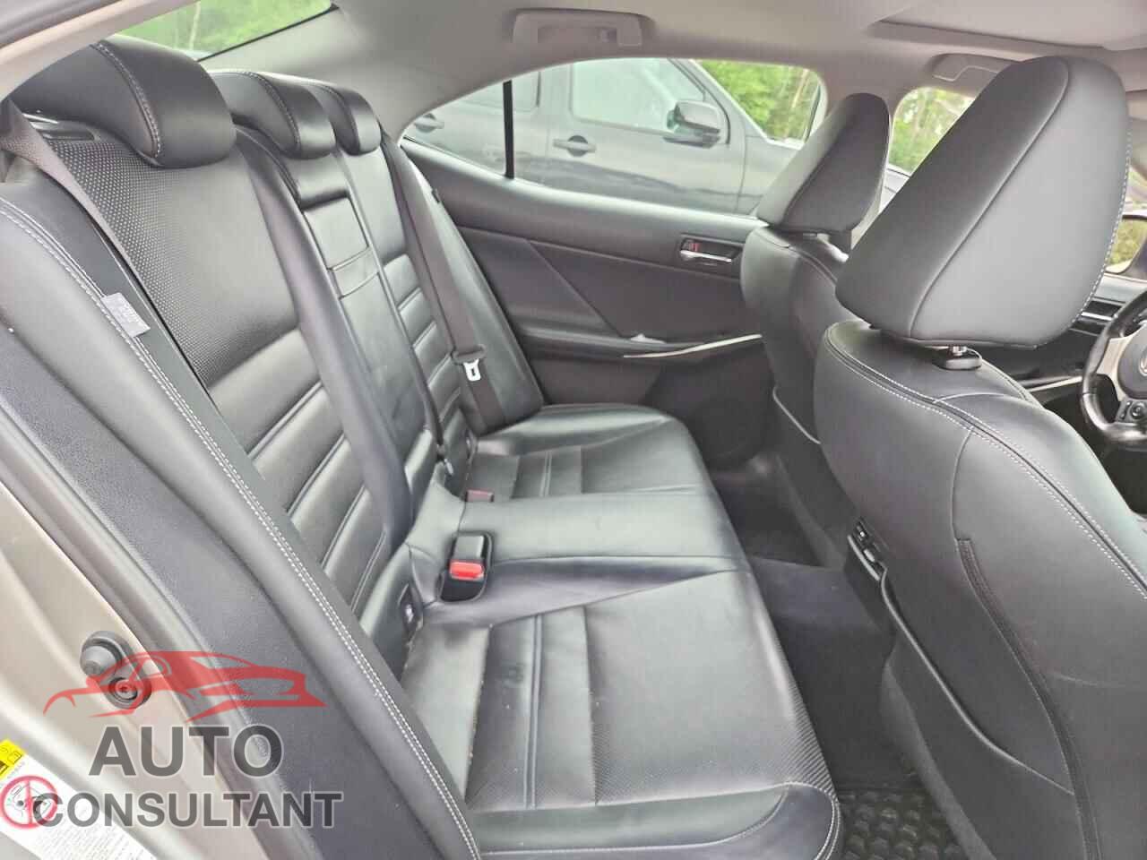 LEXUS IS 2014 - JTHCF1D28E5009373