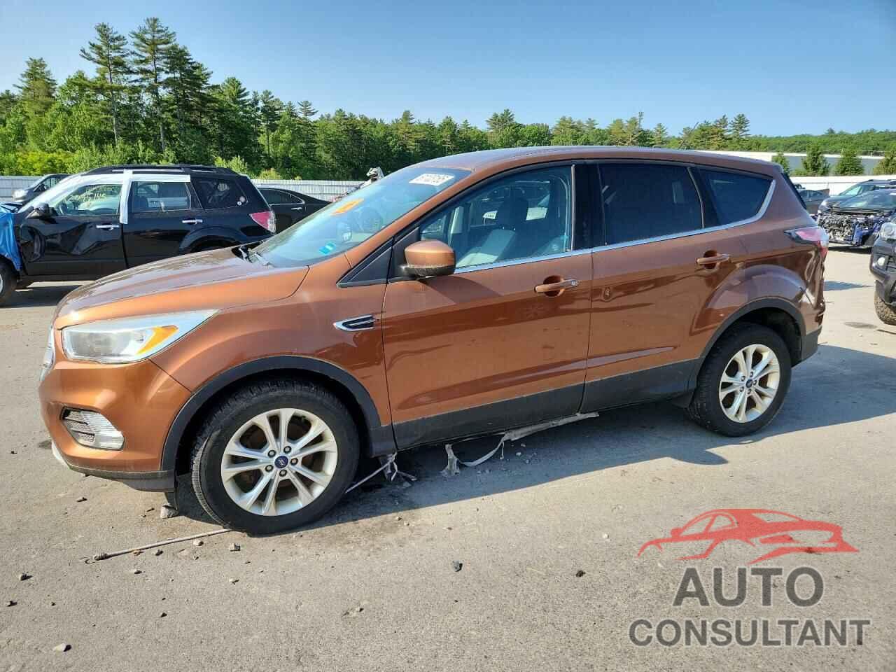 FORD ESCAPE 2017 - 1FMCU0GD2HUA62560
