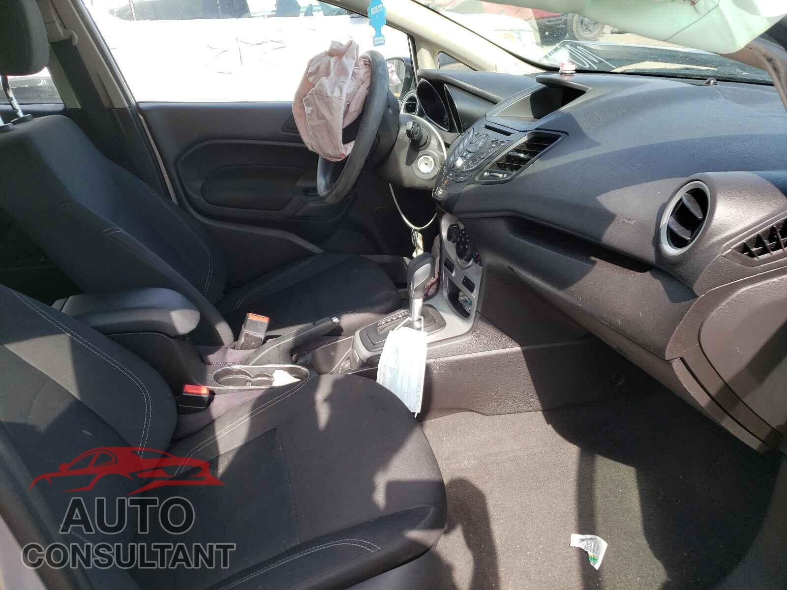 FORD FIESTA 2017 - 3FADP4EJ1HM138361