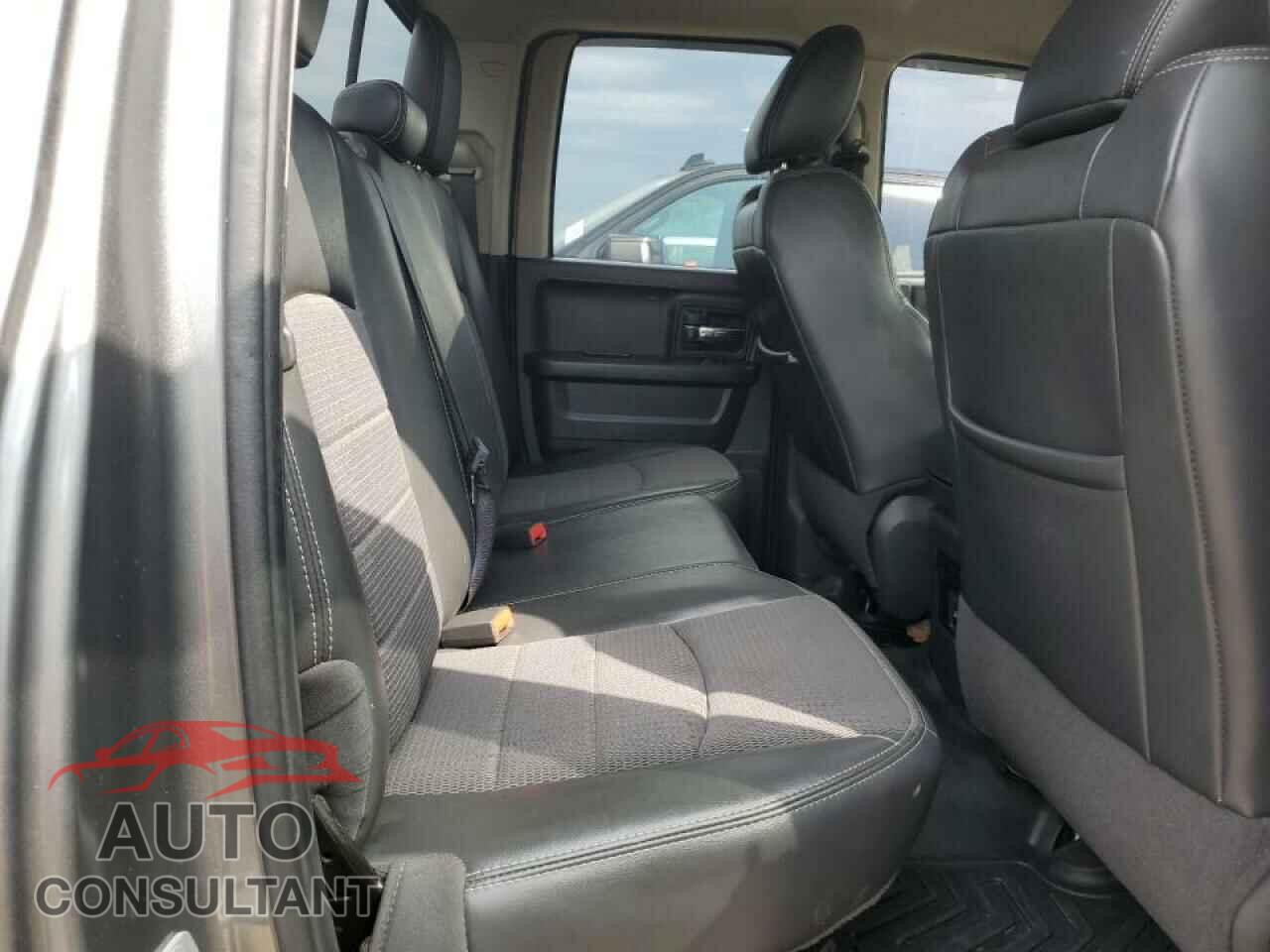 DODGE RAM 1500 2012 - 1C6RD7HT7CS177924