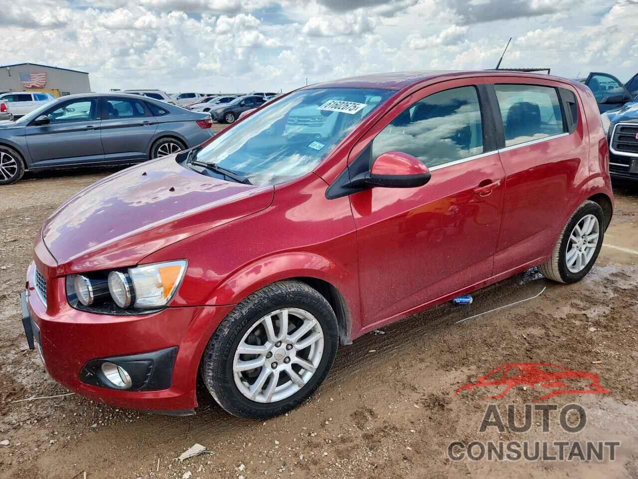 CHEVROLET SONIC 2013 - 1G1JC6SH3D4191695