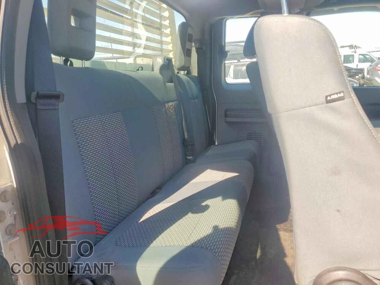 FORD F250 2013 - 1FT7X2B68DEA44358