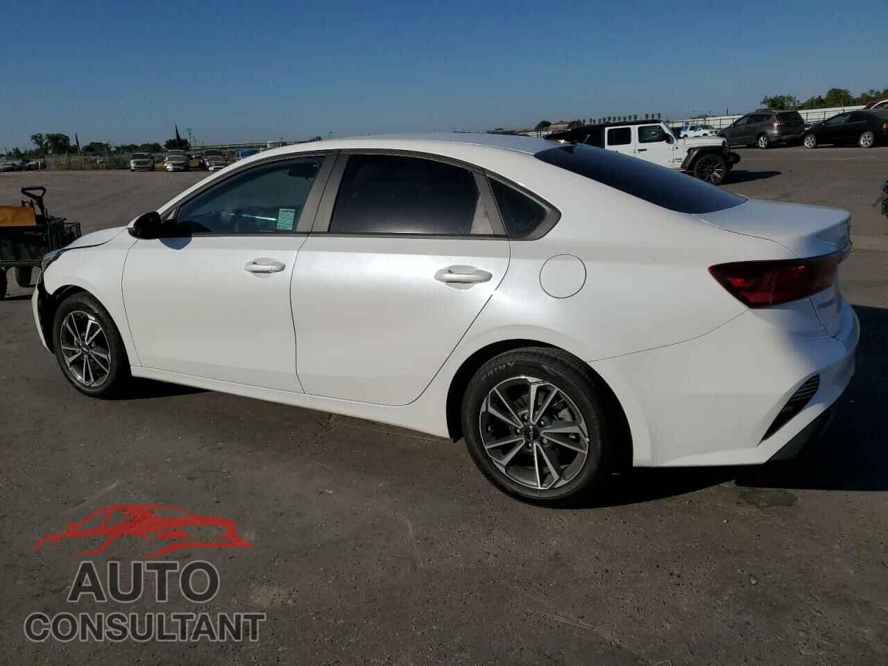 KIA FORTE 2023 - 3KPF24AD5PE649727