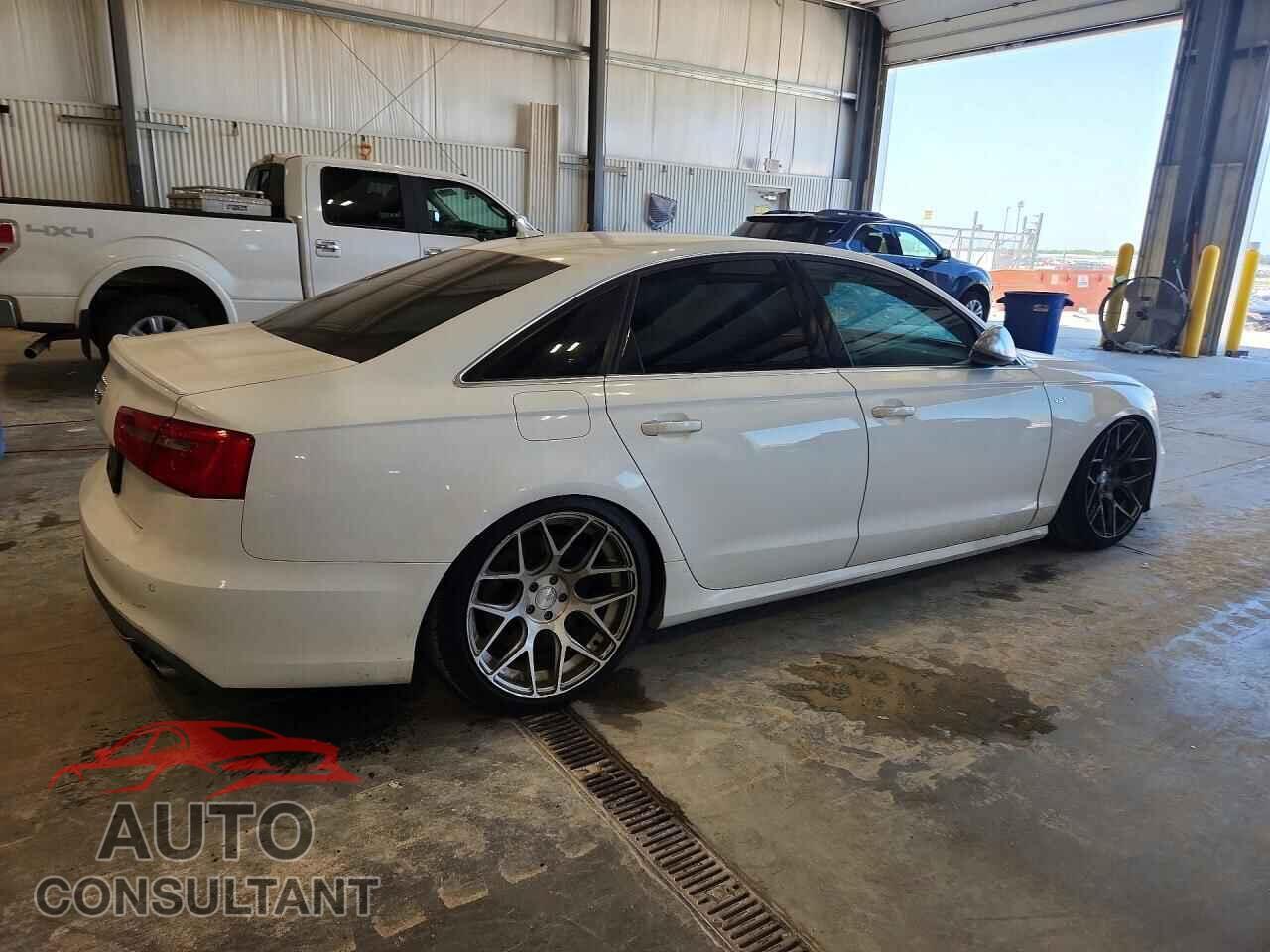 AUDI S6/RS6 2013 - WAUF2BFC8DN133578