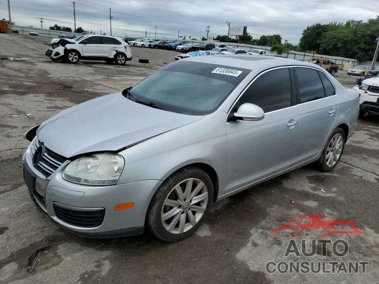VOLKSWAGEN JETTA 2010 - 3VWRZ7AJ4AM070321