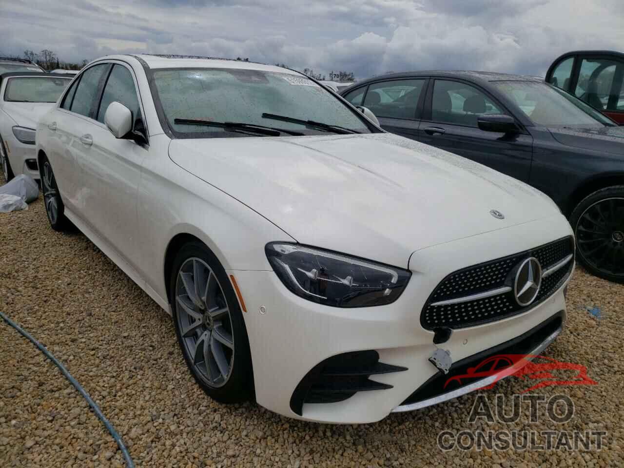MERCEDES-BENZ E-CLASS 2022 - W1KZF8DB9NB059033