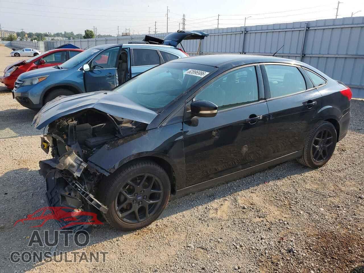 FORD FOCUS 2016 - 1FADP3F28GL268025